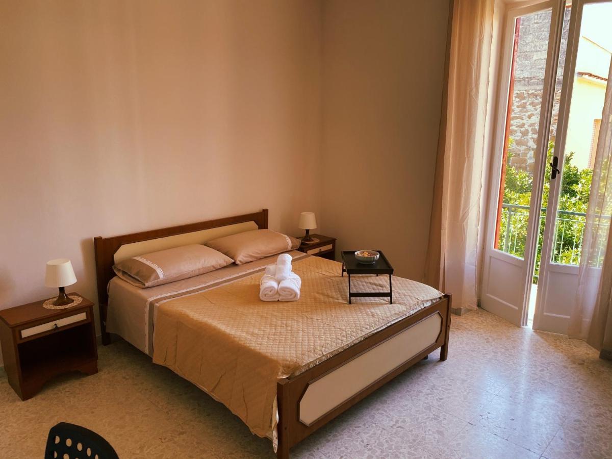 Happy Days Terracina Bed & Breakfast Exterior photo